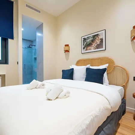 Loft In Canal Saint Martin 4*