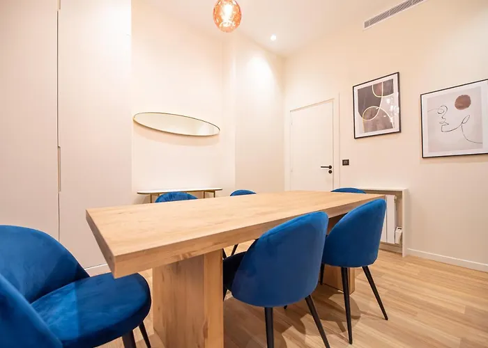 Loft In Canal Saint Martin Apartahotel París