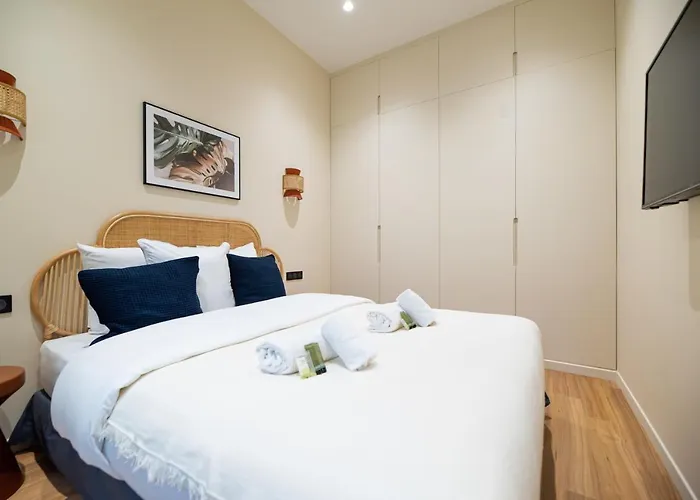 Apartahotel Loft In Canal Saint Martin París