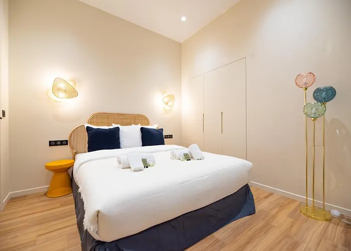 Loft In Canal Saint Martin 4*